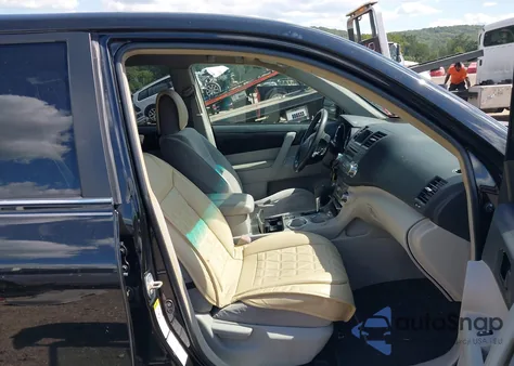 2012 Toyota Highlander Base V6 from USA, damaged, VIN 5TDBK3EH7CS111097